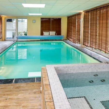 Ibis Styles Morlaix Hotel Bagian luar foto