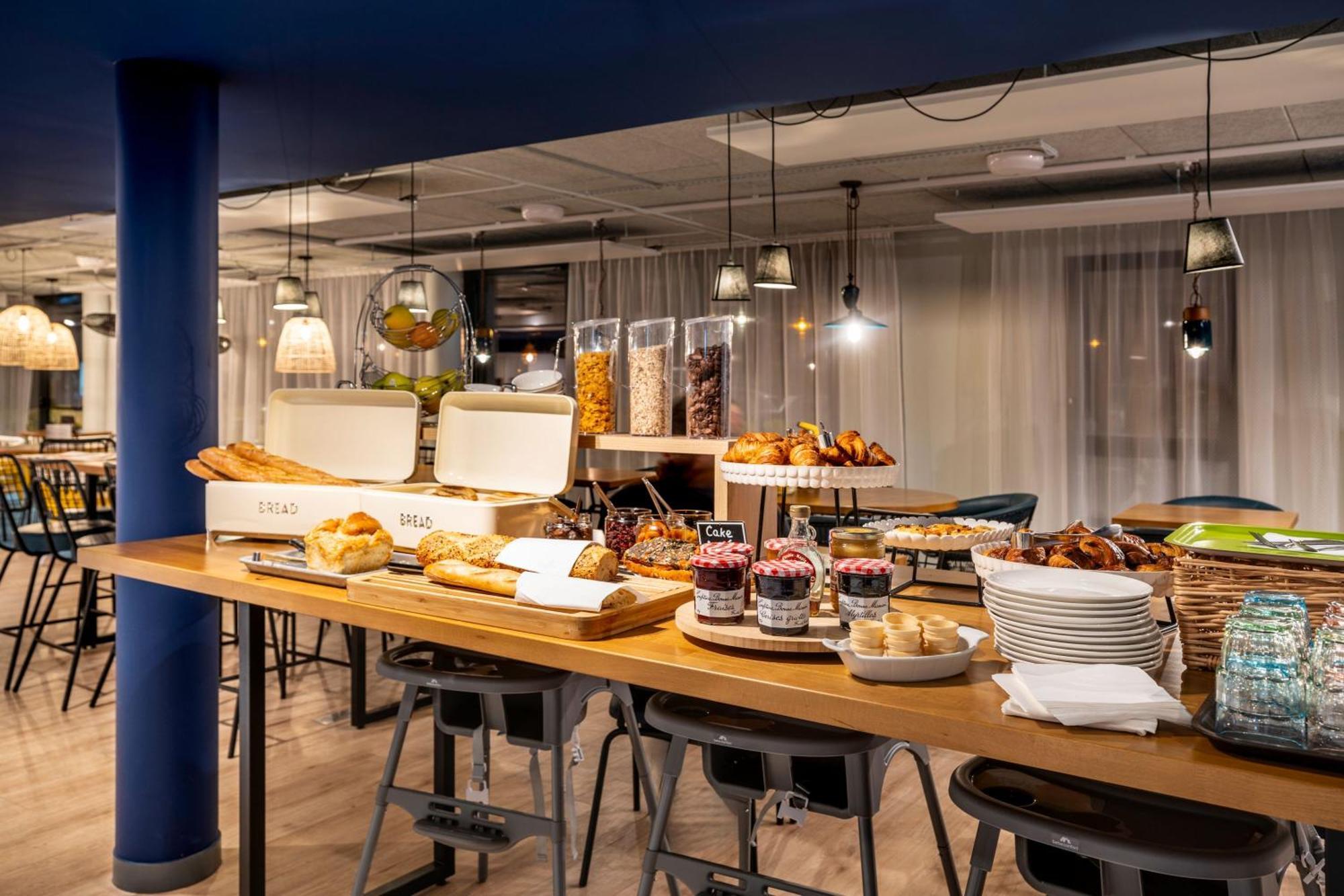 Ibis Styles Morlaix Hotel Bagian luar foto